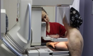 Meia Hora – Levantamento revela que 92% das mulheres na faixa prioritária realizaram mamografia